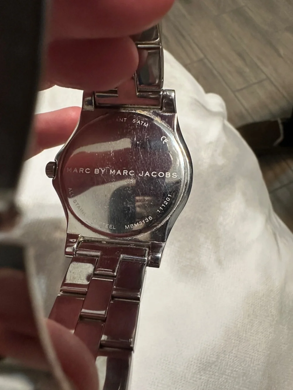 Marc by Marc Jacobs Silver-Tone Logo Bracelet Watch. Womens. EUC